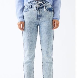 pac sun blue mom jeans with tie